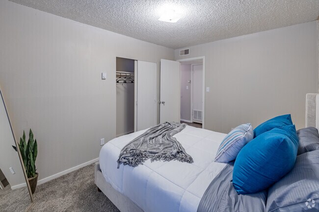 2 habitaciones, 1 baño - 850 pies cuadrados - Dormitorio - Essa View