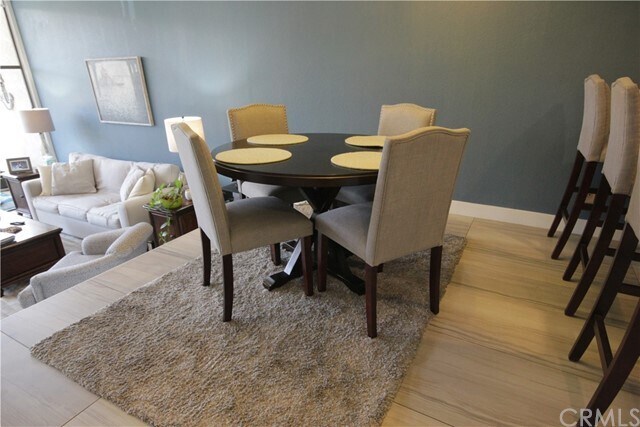 Building Photo - 8227 Marina Pacifica Dr N