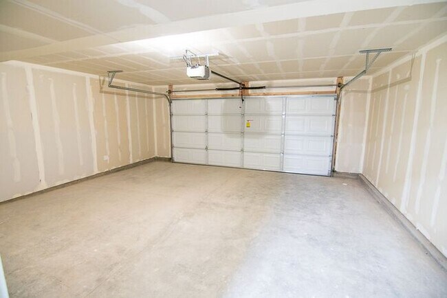Foto del edificio - 16783 Moss Beach Ln