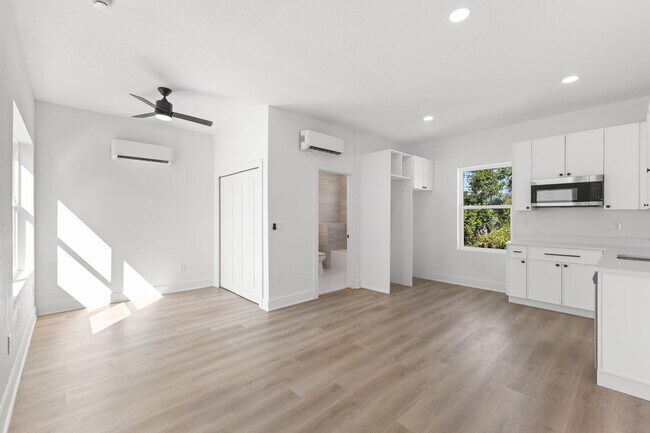 Foto del edificio - 2525 13th Ave N