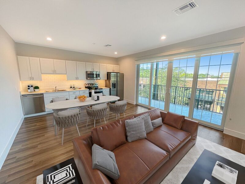 Foto principal - 201 Sanford Ave