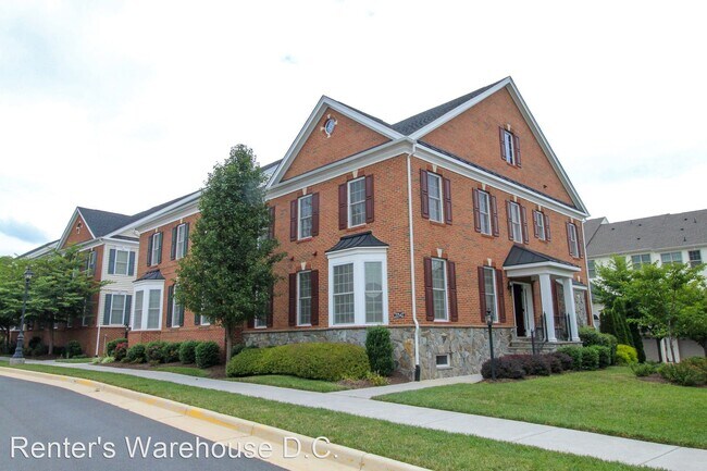 Foto del edificio - 4 br, 3.5 bath House - 22542 Willington Sq