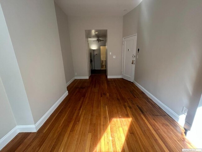 Building Photo - 0 bedroom in New York NY 10075