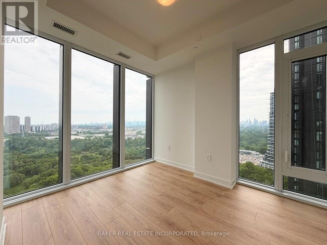 Building Photo - 5 Quarrington Ln