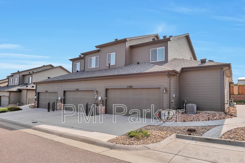 Building Photo - 11574 Dewey St