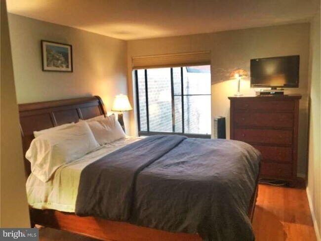 Foto del edificio - 130 Spruce St