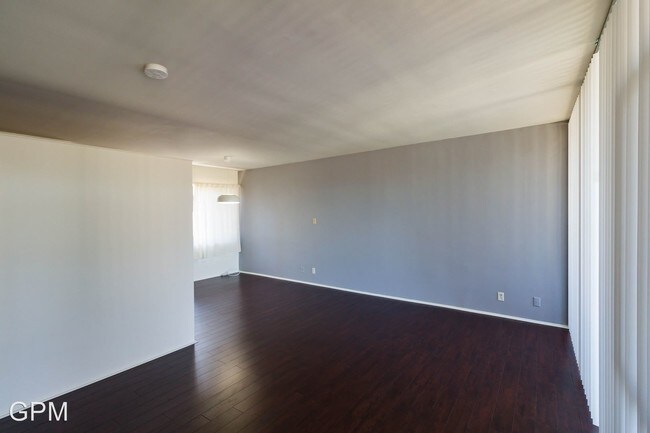 Foto del edificio - 2356 Duane St