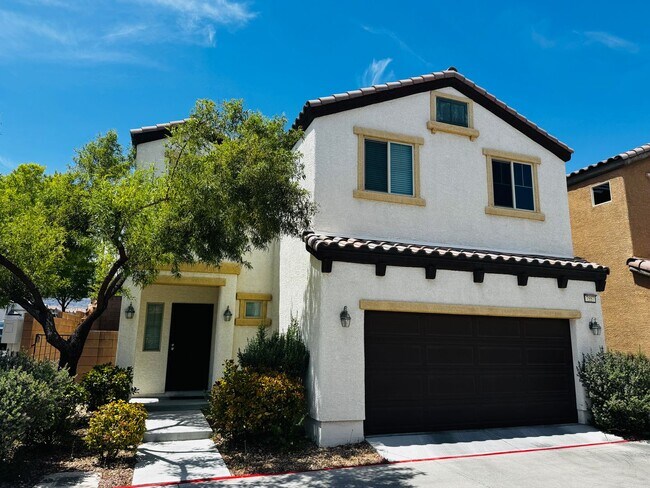 Building Photo - 3 Bed, 1 Loft and 2.5 Bathrooms Home for Rent