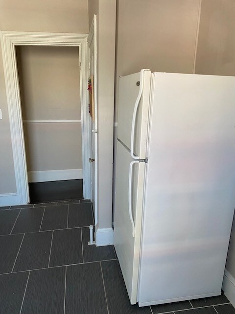Kitchen - 48 Bank St
