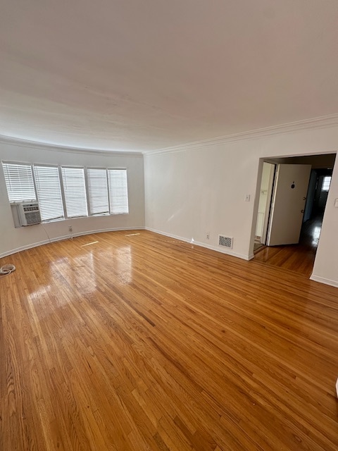 Building Photo - 124 Sweetzer Ave