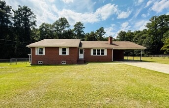 Building Photo - 1718 Patterson Cir