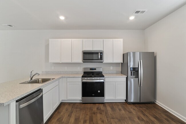 Foto del edificio - 23 Huckleberry Dr