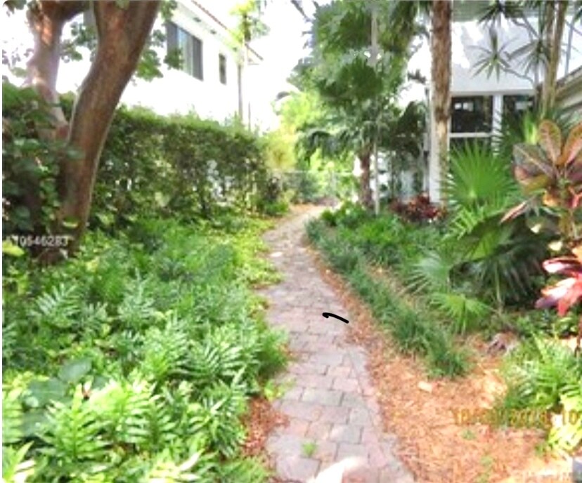 3911 Ponce de Leon Blvd Unit Downstairs, Coral Gables, FL 33134 3911