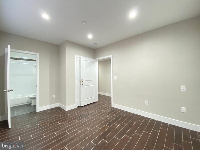Foto del edificio - 1849 N 18th St