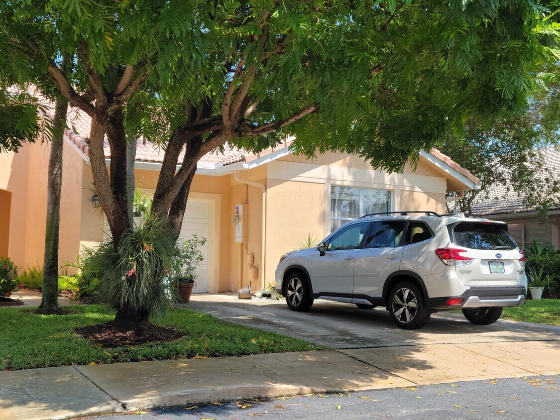 219 Coral Trace Ln, Delray Beach, FL 33445 House Rental in Delray