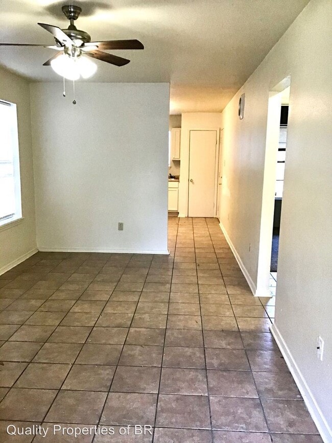 Building Photo - 2 br, 1 bath House - 2435 Elm Park Dr