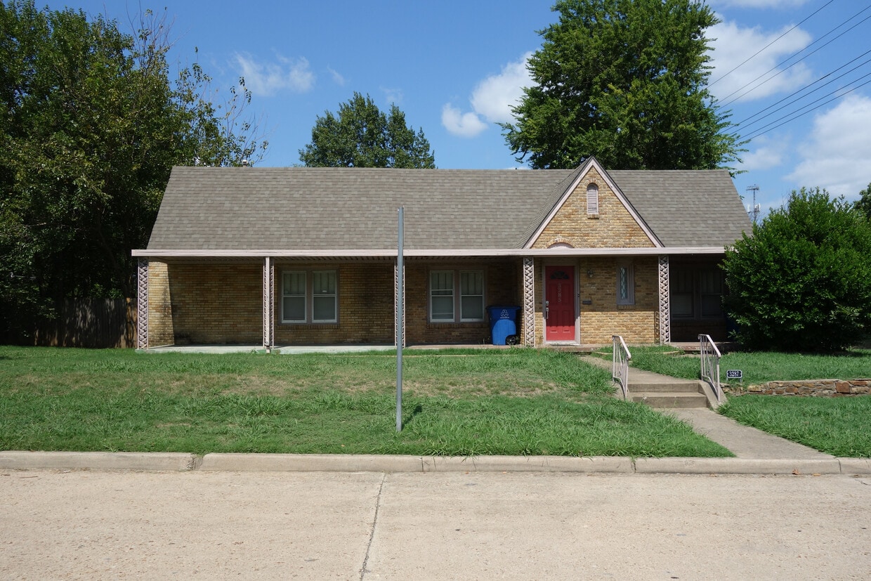 3285 E 2nd St, Tulsa, OK 74104 House Rental in Tulsa, OK