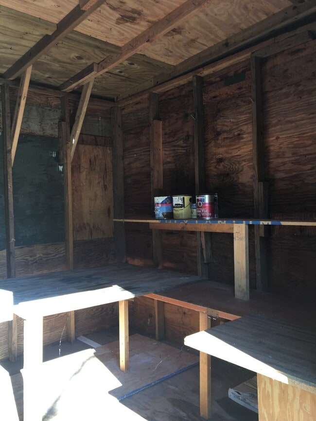 Building Photo - 921 Fire Tower Rd