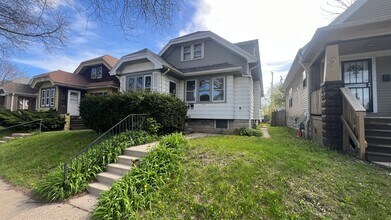 Building Photo - 3328 N 38th St