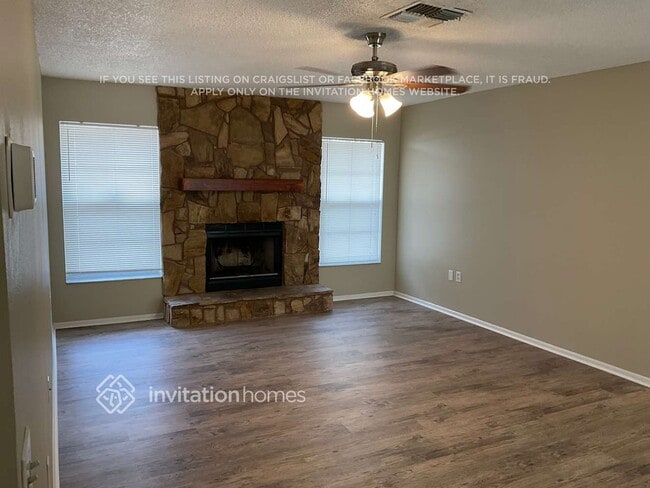 Foto del edificio - 4829 Montevista Dr