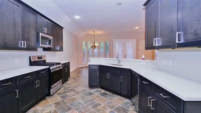 Building Photo - 16110 Craigshire Ct