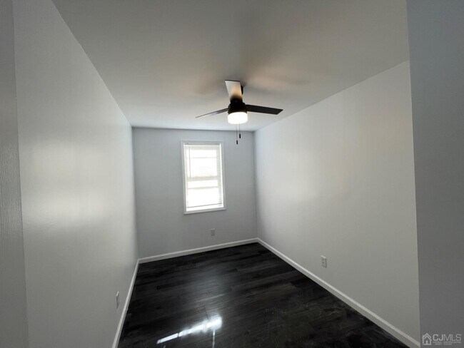 Foto del edificio - 126 Fulton St