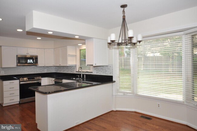 Building Photo - 5304 Mariners Mill Ct