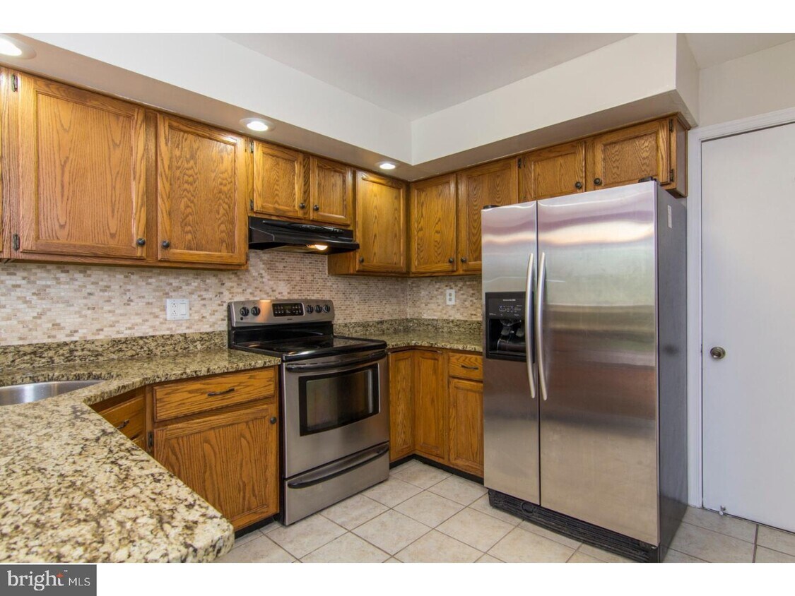 306 Manor Ln, King of Prussia, PA 19406 House Rental in King of