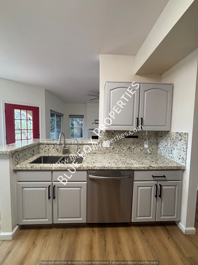 Building Photo - 1500 E Pusch Wilderness Dr
