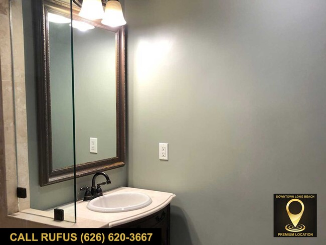 Downtown Long Beach Furnished Condo for Rent - 21 N Alboni Pl