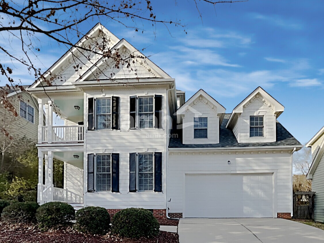 Foto principal - 925 Alba Rose Ave