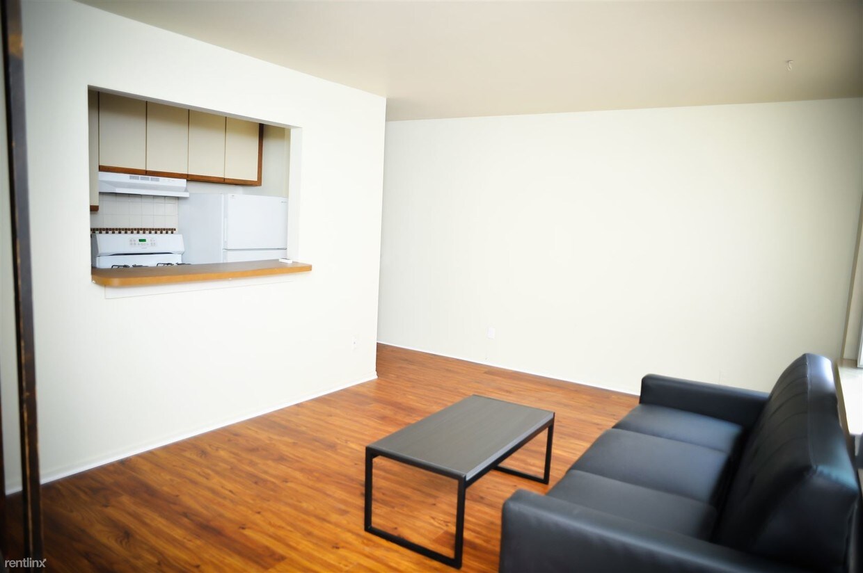 Primary Photo - 1 br, 1 bath Apartment - 607 Hill St 2
