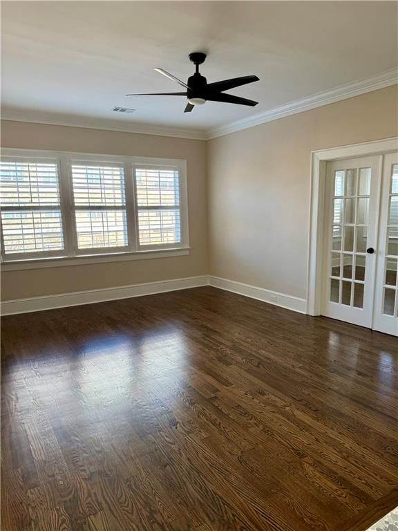 Building Photo - 494 Parkway Dr NE