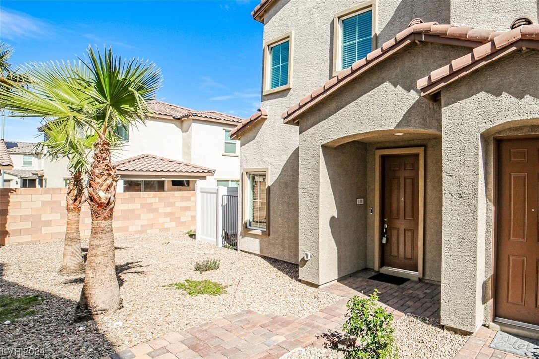 226 Cordelia Cove Ave, Henderson, NV 89011 Townhome Rentals in