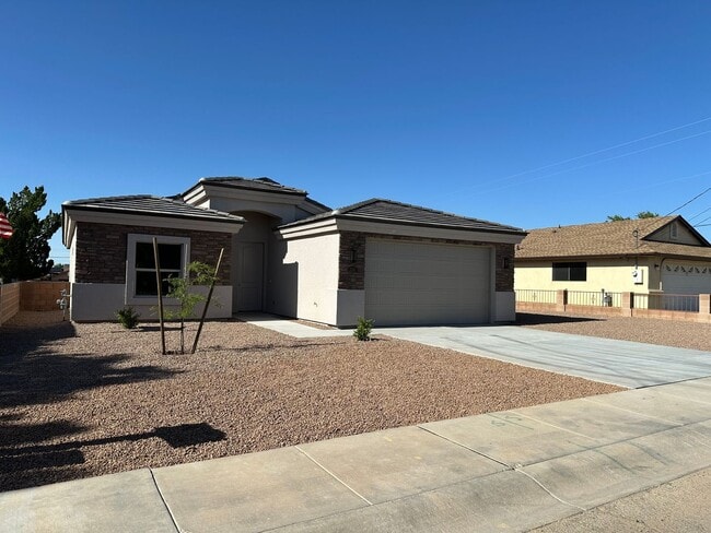 Foto del edificio - Beautiful 2024 Built 3 Bedroom, 2 bathroom home with RV Parking