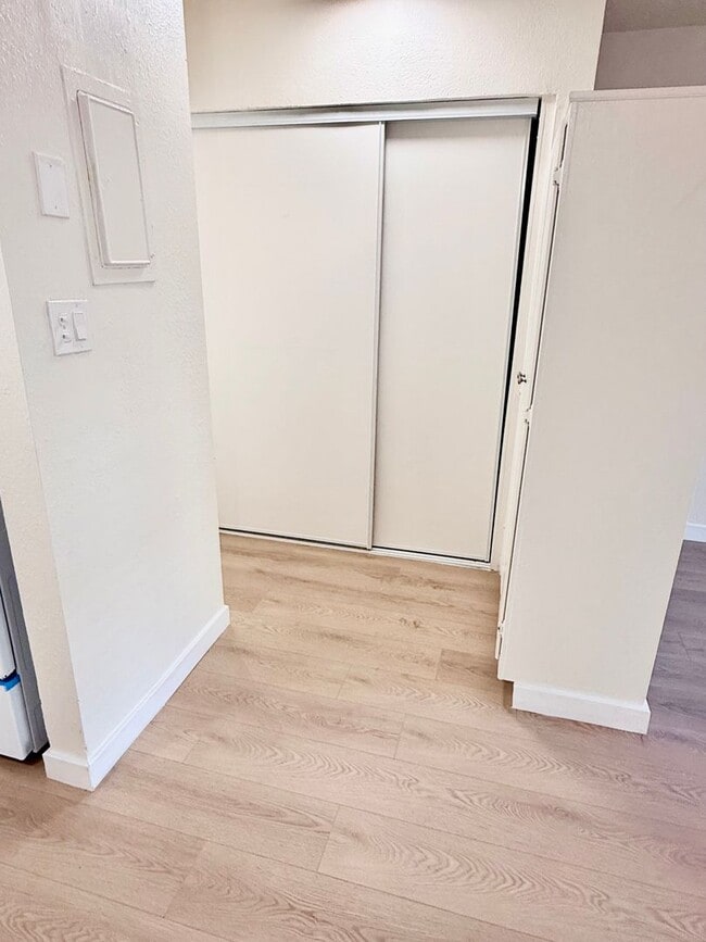 Interior Photo - Rosecrans