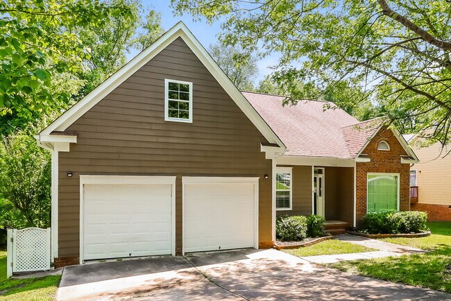 Foto del edificio - 11200 Clayford Ridge