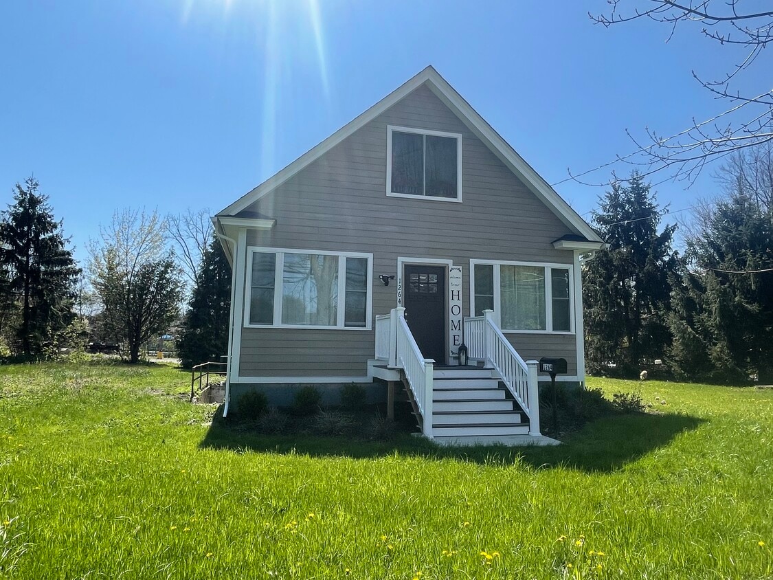 1264 Hopewell Ave, Fishkill, NY 12524 House Rental in Fishkill, NY