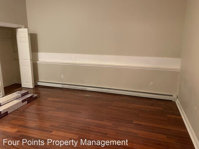 Building Photo - 2 br, 1 bath House - 52 Washington St, Uni...