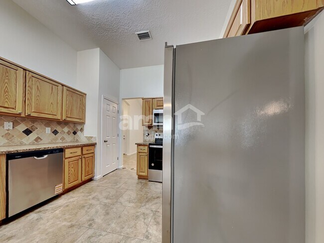 Foto del edificio - 3365 Shelley Dr