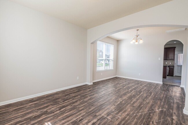 Foto del edificio - 24726 Colonial Elm Dr