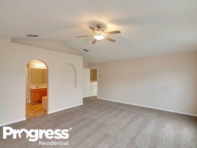 Building Photo - 153 Cedar Ridge Ln