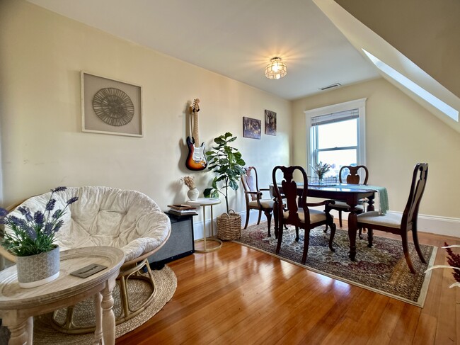 Building Photo - 362 Arborway