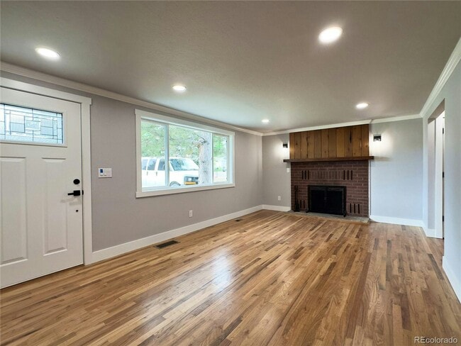 Foto del edificio - 10025 W 8th Ave