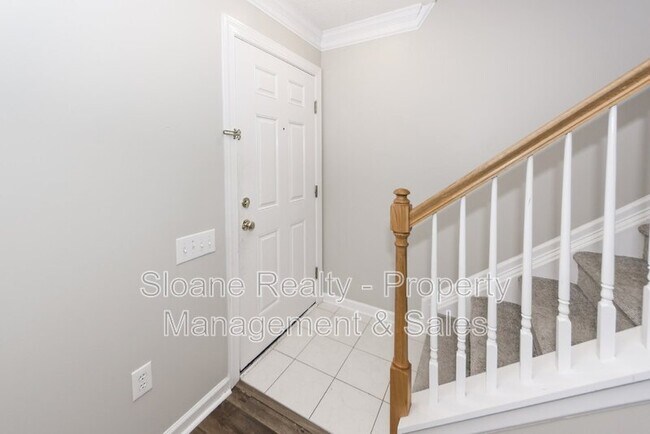 Building Photo - 4893 Habersham Ln