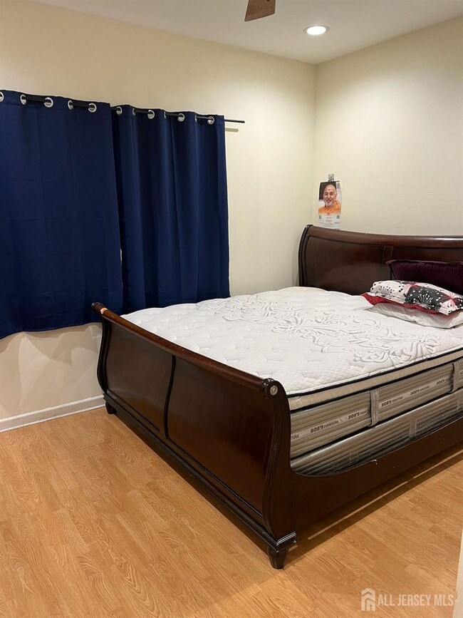 Building Photo - 158 Terrace Ave