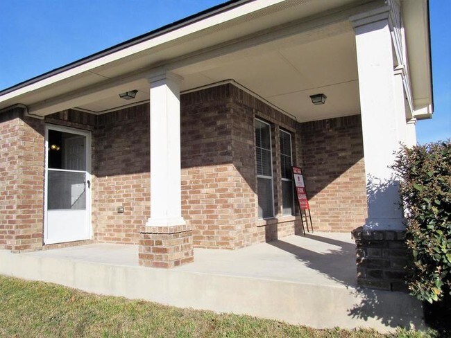 Foto del edificio - 424 Weeping Willow Dr