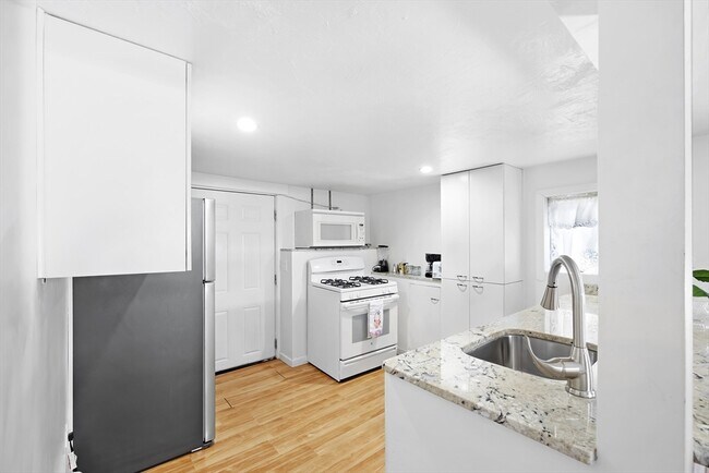 Foto del edificio - 875 Granite St