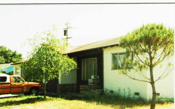 Foto del edificio - 1004-1008 2nd Ave