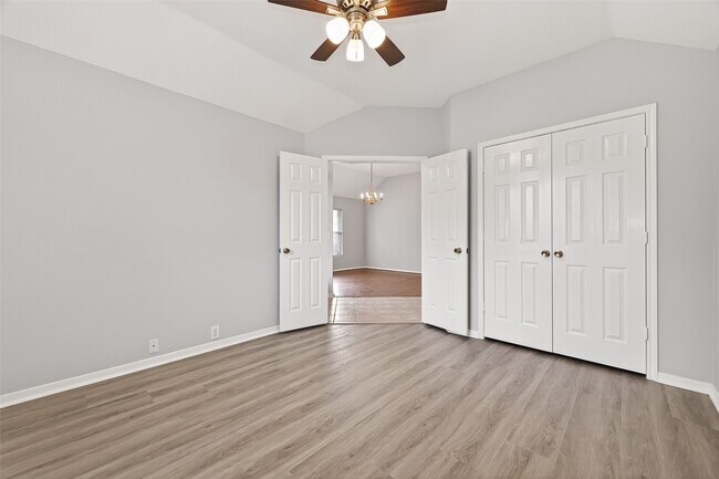 Foto del edificio - 3135 Silver Cedar Trail